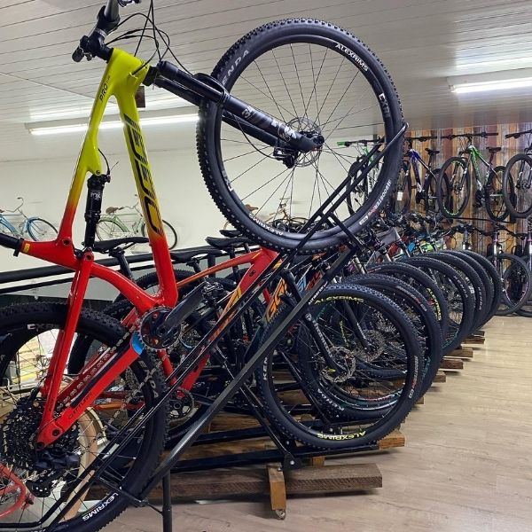 Vendedor de peças de bicicleta